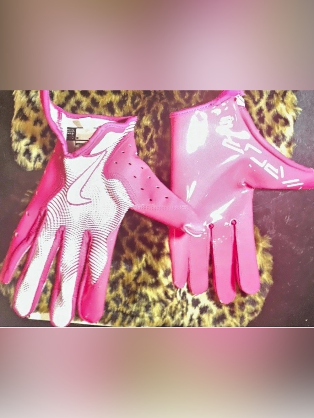 Nike Vapor Jet Football Gloves Pink & White Size Medium